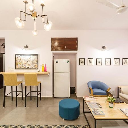 Locul Uptown - Near Bangalore Palace Grounds מראה חיצוני תמונה