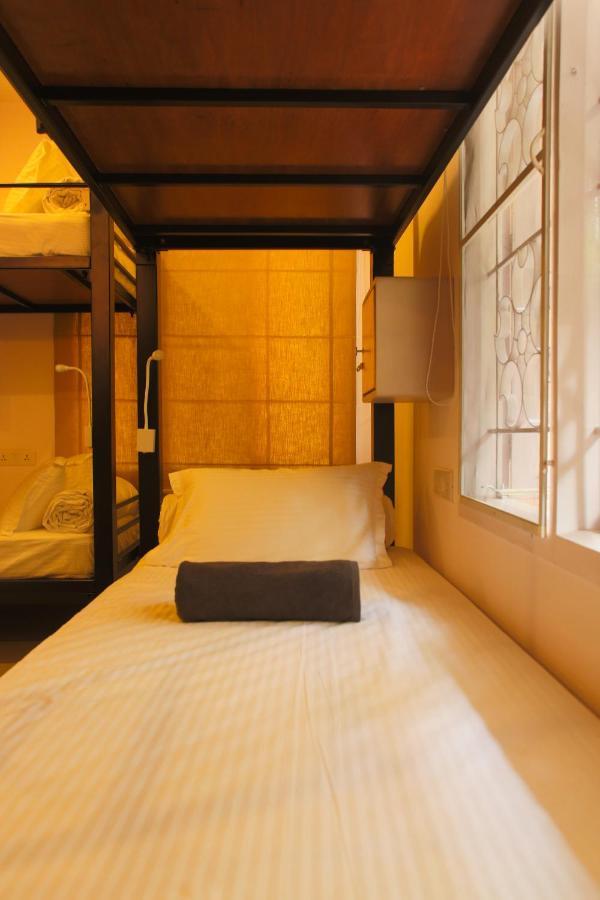 Locul Uptown - Near Bangalore Palace Grounds מראה חיצוני תמונה
