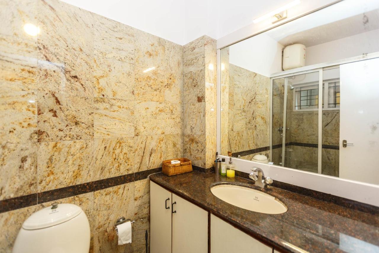 Locul Uptown - Near Bangalore Palace Grounds מראה חיצוני תמונה