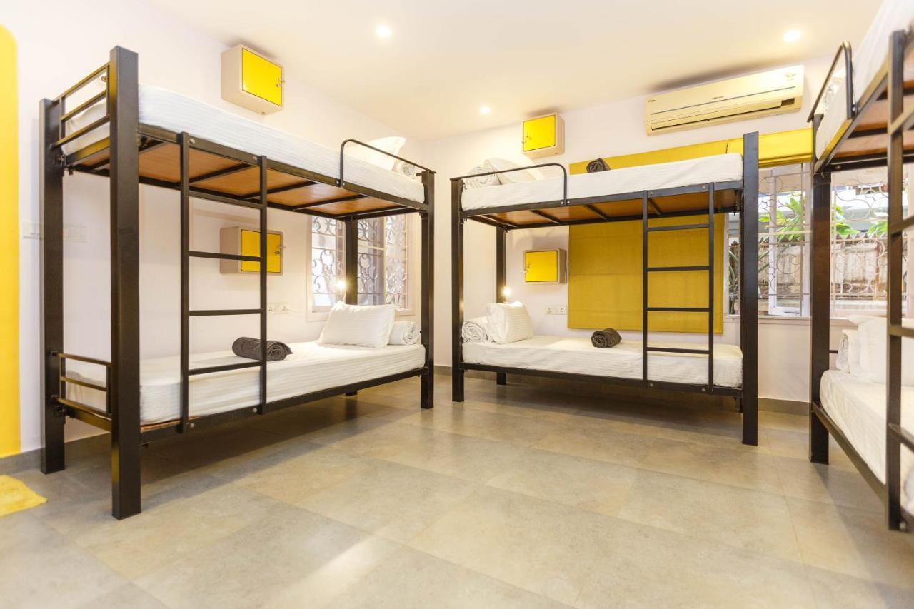 Locul Uptown - Near Bangalore Palace Grounds מראה חיצוני תמונה